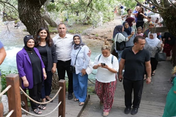 Dicle Belediyesi’nden kadınlara yönelik gezi