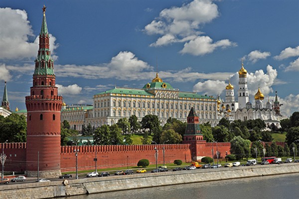 Kremlin: Rusya, Ukrayna’daki durumu çözmek için diplomatik yolları tercih ediyor