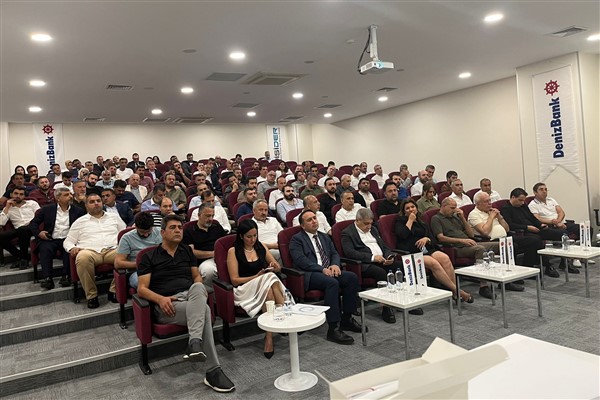 DİSİDER ve Denizbank iş birliğiyle gayrimenkul yatırımları masaya yatırıldı