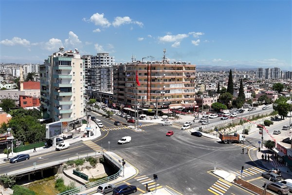 Mersin Büyükşehir, Tarsus Cetvel Köprüsü Kavşağı’nı yeniledi