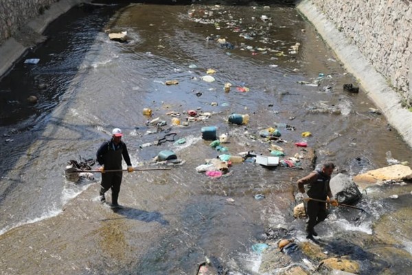 Bitlis Çayı’nda temizlik çalışması