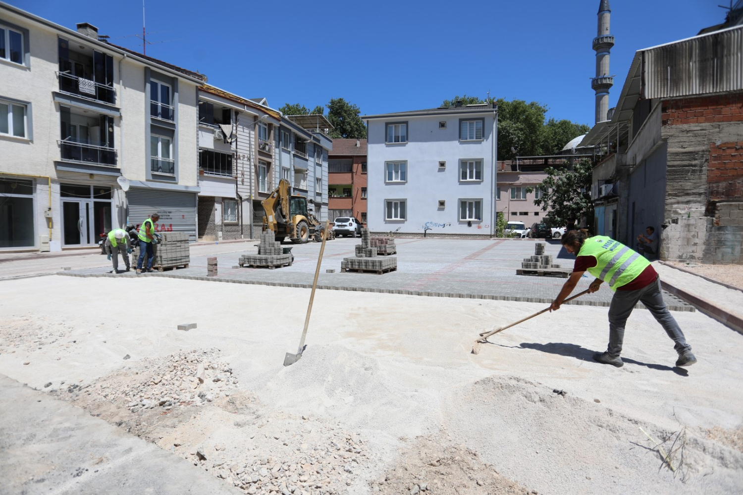 İnegöl’de kamulaştırılan alanlar otoparka dönüşüyor