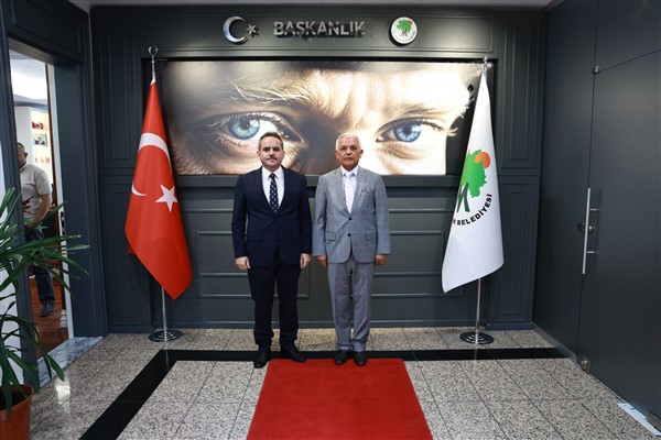 Başkan Şahin, Mamak Kaymakamı Kaya’yı ağırladı