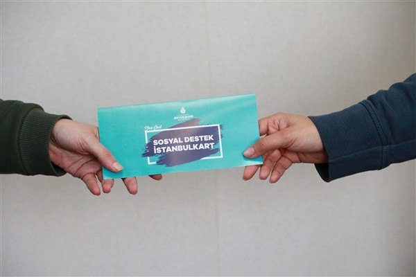 İBB’den ihtiyaç sahibi hanelere sosyal yardım desteği