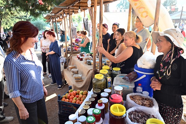Mersinli kadınlar, Büyükşehir’in Aşure Etkinliği’nde bir araya geldi