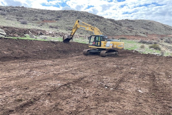 Kayseri Büyükşehir Belediyesi’nden kırsalda hayvancılığa güneş enerjili destek