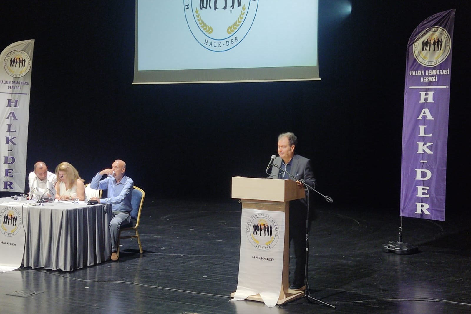 Diyarbakır’da “Kentsel Dönüşüm” paneli düzenlendi