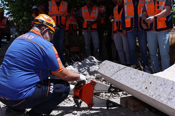 Kayseri Büyükşehir Belediyesi ve AFAD’dan saha eğitimleri