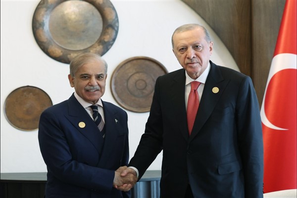 Cumhurbaşkanı Erdoğan, Pakistan Başbakanı Şerif ile bir araya geldi