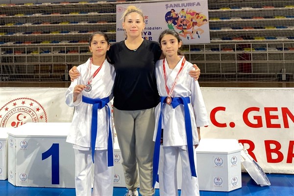 Batmanlı karatecilerden madalya