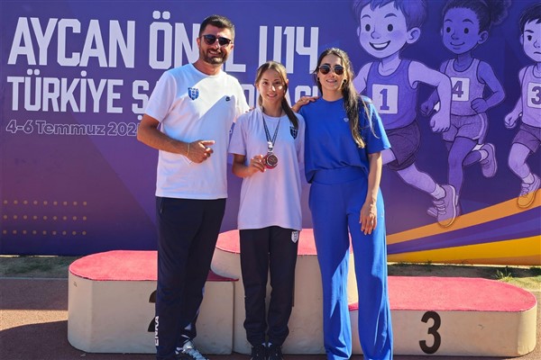 Demet Serçeli’den Türkiye üçüncülüğü