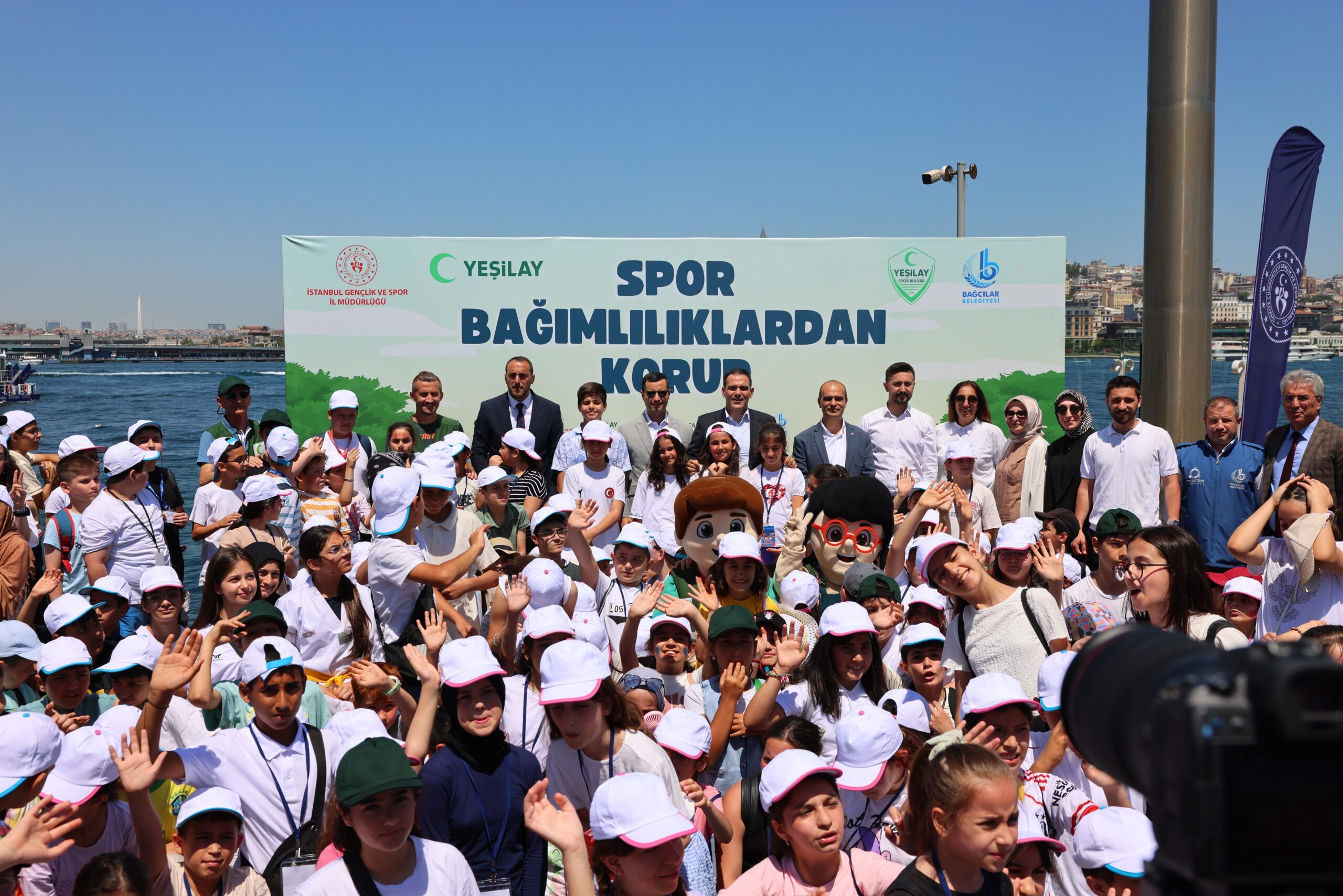 Yeşilay , Uyuşturucu ile Mücadele Günü kapsamında spor etkinliği düzenledi