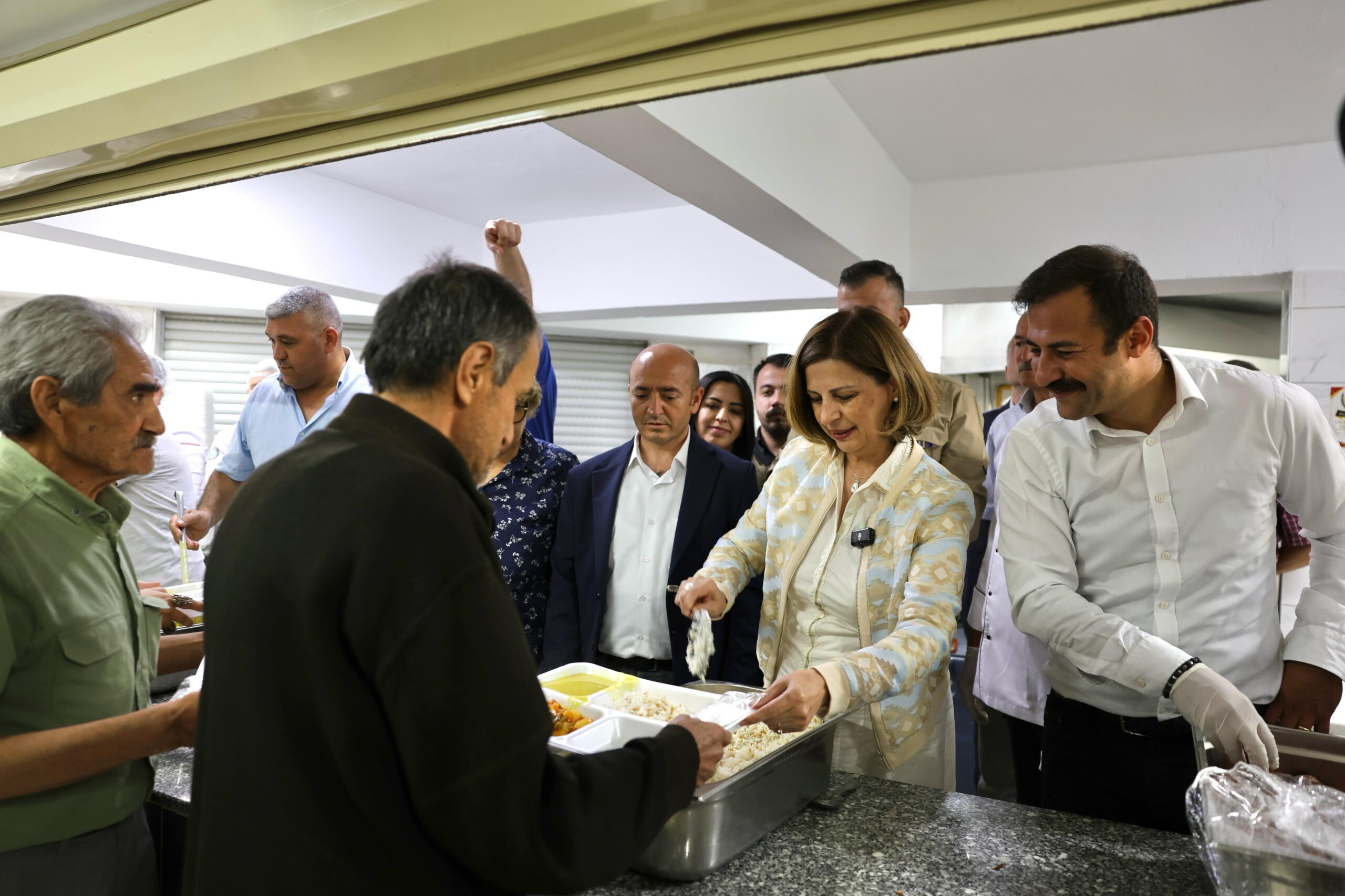 Başkan Ünlüce, muharrem orucu tutan vatandaşlarla buluştu