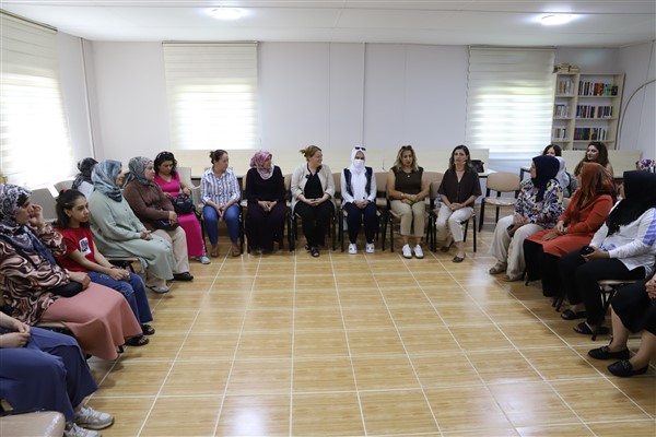 Diyarbakır Büyükşehir’den Yeniköy’de kadın buluşması