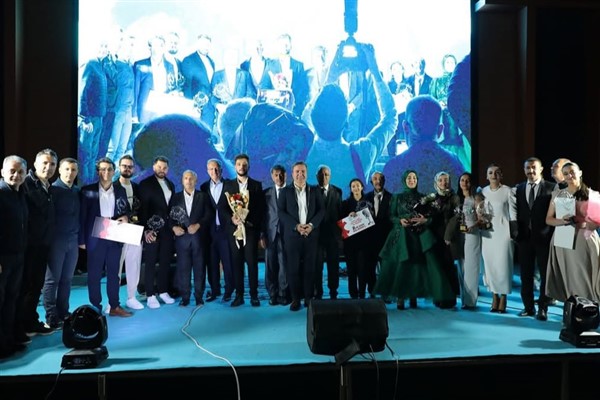 Erzincan’da Türk Halk Müziği Yarışması yapıldı