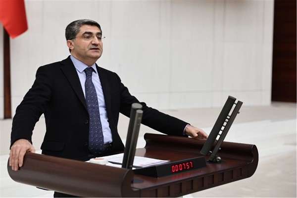 DEVA Partili Ekmen: Sayıştay denetimi yok, Diyanet Vakfı’nın raporları yetersiz