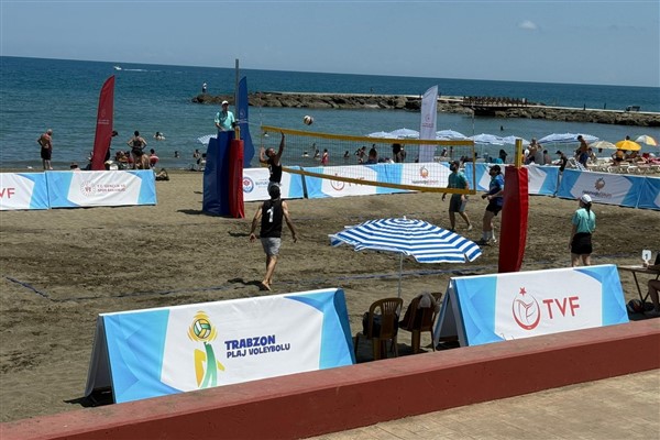 Trabzon’da Plaj Voleybolu heyecanı