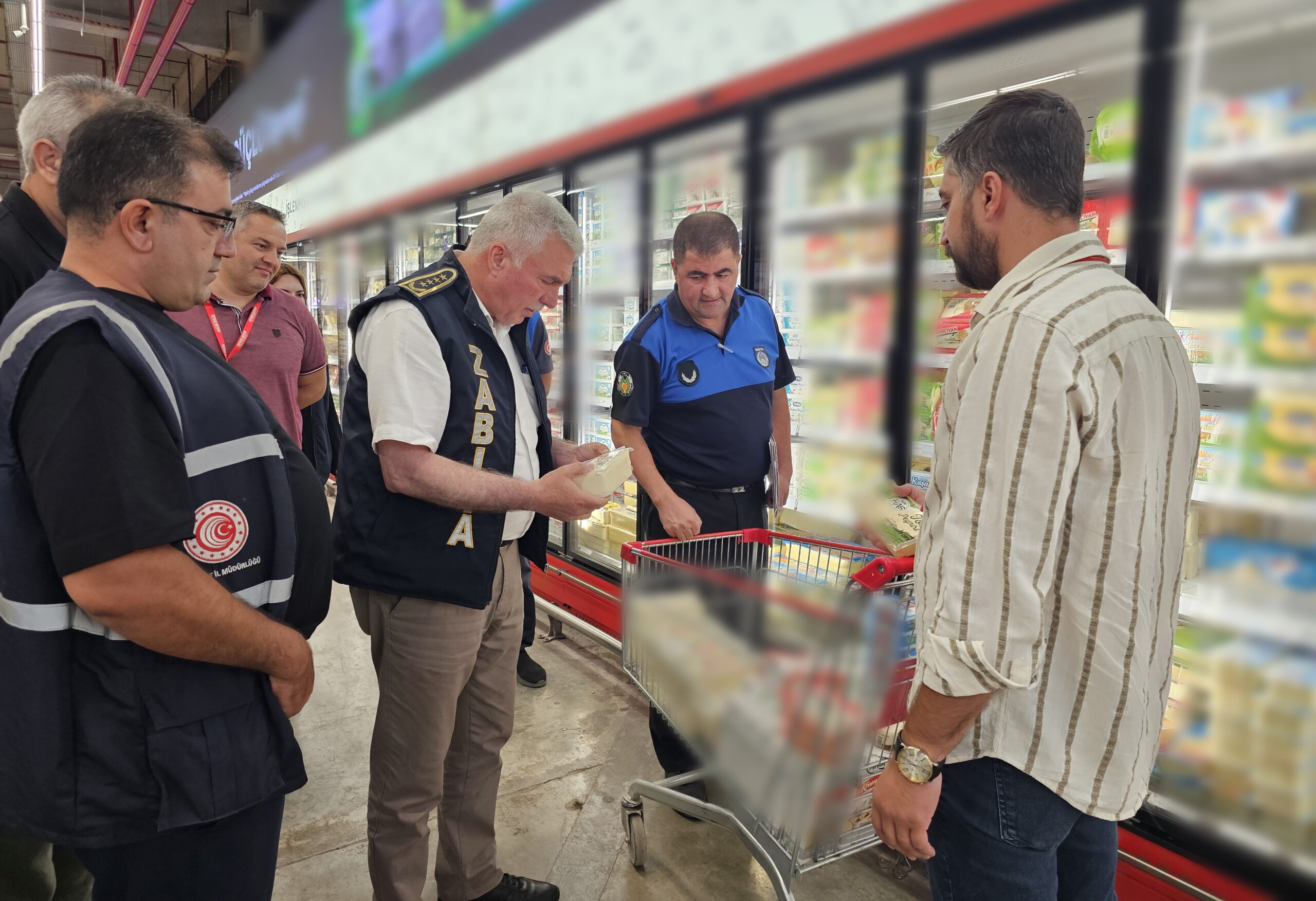 Malatya Büyükşehir Belediyesi Zabıta ekipleri denetimlerini sürdürüyor
