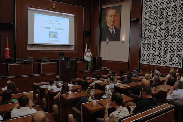 Keçiören Belediyesi’nden personele sağlıklı yaşam eğitimi