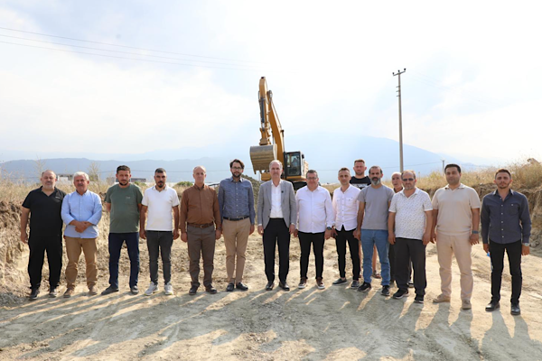 İnegöl Akhisar Mahallesi’nde yol açma çalışmaları başladı