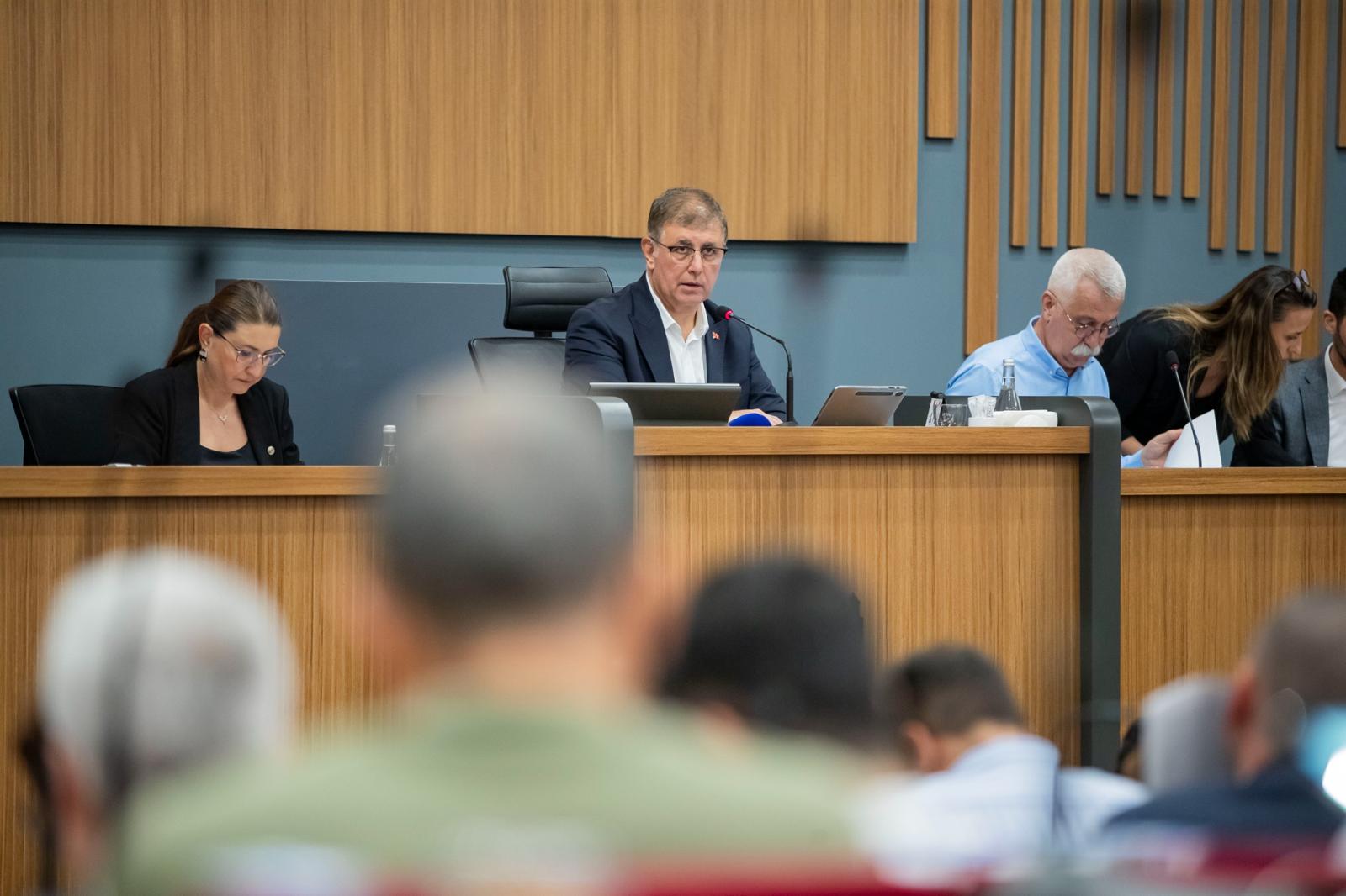 Başkan Tugay: Yangının yaralarını birlikte saracağız