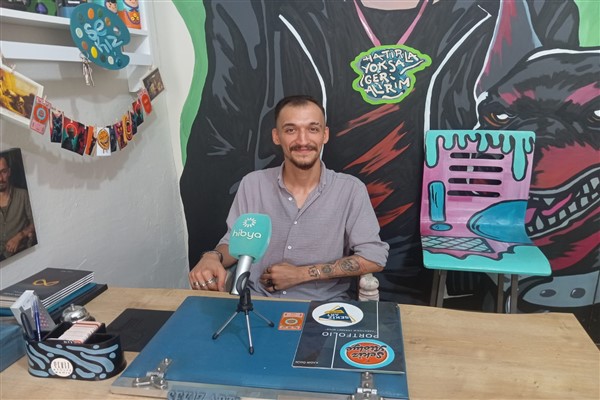 Sekiz Art Atölyesi sahibi sanatçı Ödük, sanatsal yolculuğu ve üretimlerini anlattı