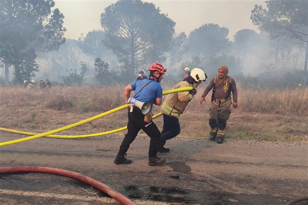 Çorlu Belediyesi’nden Silivri’deki yangını söndürme çalışmalarına destek