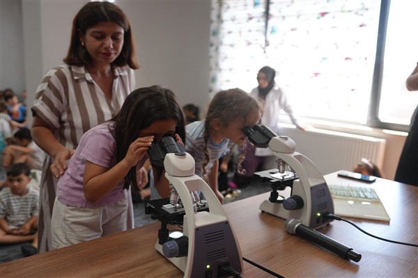 Düzce Bilim Merkezi’nden Kur’an kurslarındaki çocuklara bilim atölyesi