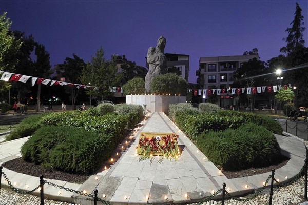 Bornova’da Srebrenica anması