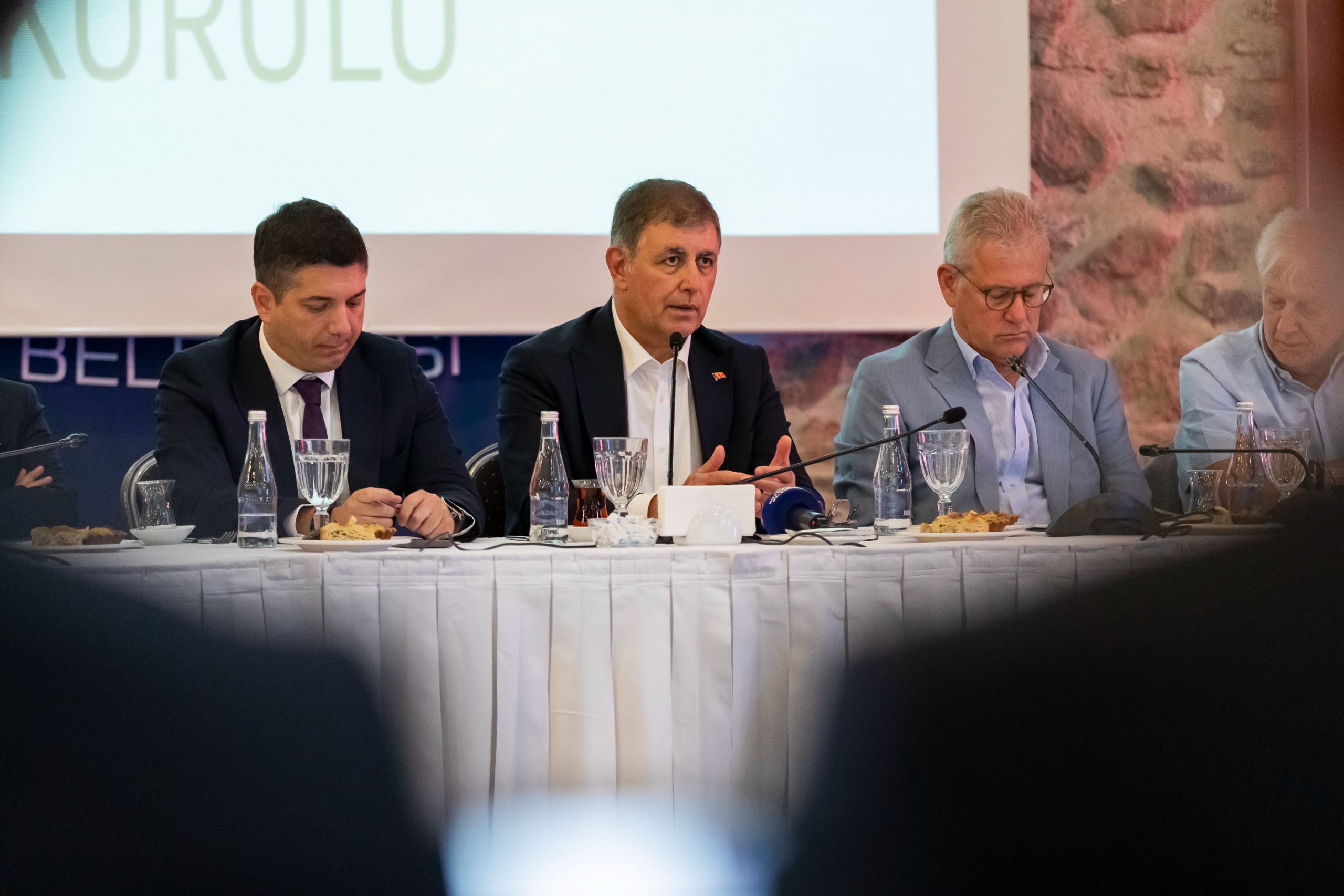 Tugay: Yangın bölgeleri için elimizden geleni yapacağız ama dayanışmaya ihtiyacımız var