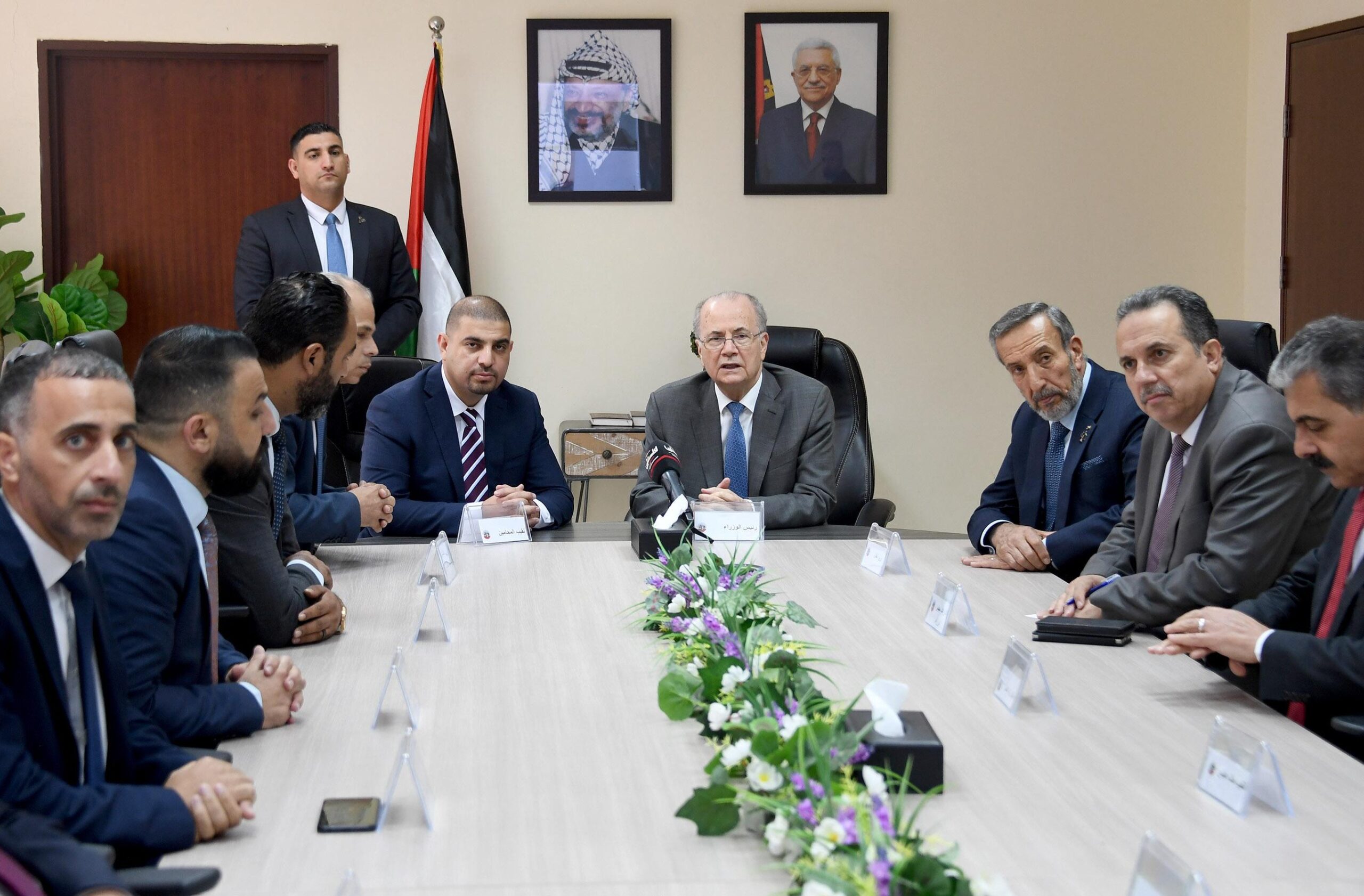 Başbakan Mustafa: İnsanlık adeta çöküşün eşiğinde