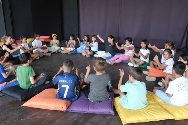 Sapanca Belediyesi Çocuk Tiyatro Kursu yaz döneminde devam ediyor