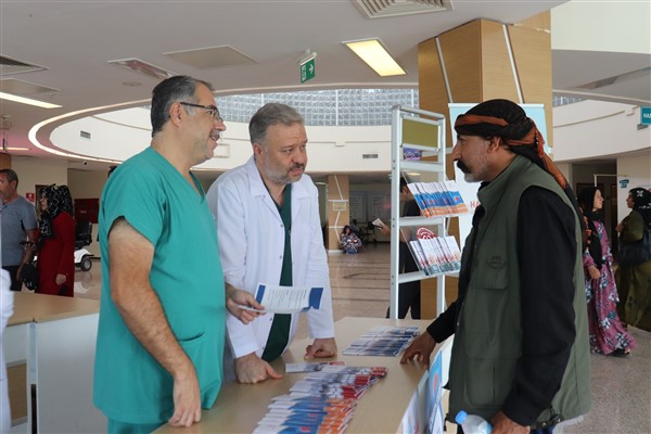 Doç. Dr. Ceylan: Hepatit A ve B aşılarınızı mutlaka yaptırın