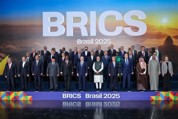 Başbakan Li, BRICS’te çok taraflılık, yapay zeka ve iklim değişikliğine dikkat çekti