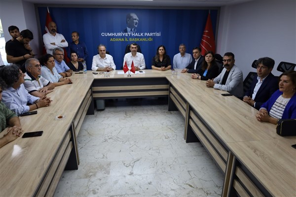 DBB Eş Başkanları: Belediye başkanlarının yeri cezaevi değil halkın yanıdır