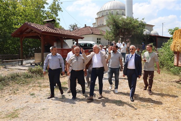 İzmit Belediyesi, Çavuşoğlu Mahallesi’nde talepleri yerinde dinledi