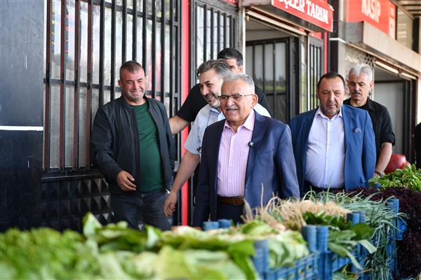 Başkan Büyükkılıç’tan Kayseri Hal Kompleksi’ne ziyaret