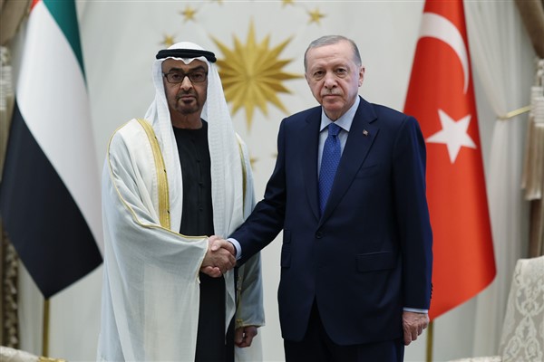 Cumhurbaşkanı Erdoğan, BAE Devlet Başkanı Al Nahyan’ı resmi törenle karışıladı