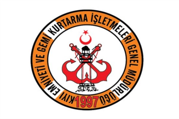 Heybeliada açıklarında sürüklenen tekne kurtarıldı