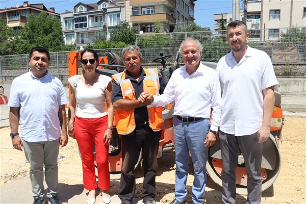 İzmit Belediyesi, Cumhuriyet Mahallesi’ndeki 30 yıllık sorunu çözüyor