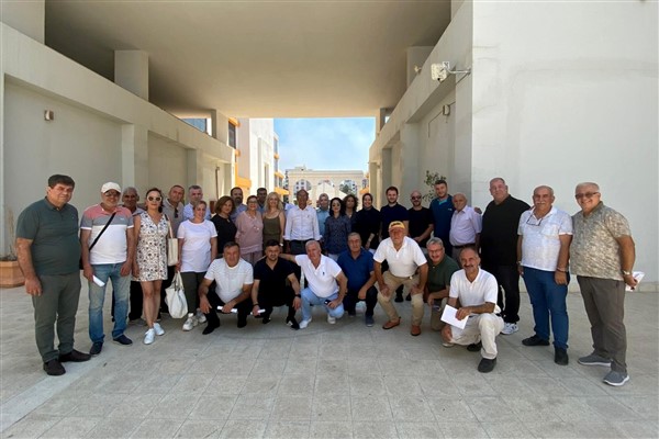 Muratpaşa’da görevli muhtarlara tebligat eğitimi verildi