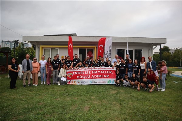 İzmit’te otizmli bireyler çeşitli spor aktivitelerine katıldı