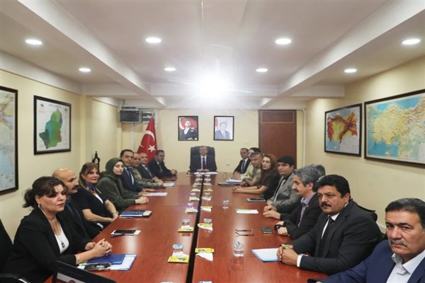 Kars’ta kadına yönelik şiddetle mücadele toplantısı gerçekleştirildi