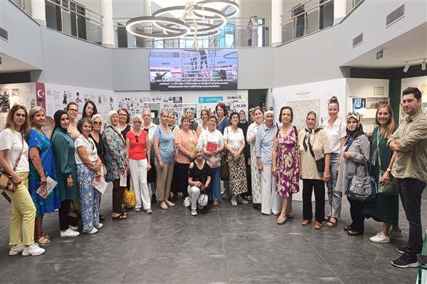 Nilüfer’deki mahalle kadın derneklerinin üyeleri, müzeleri gezdi