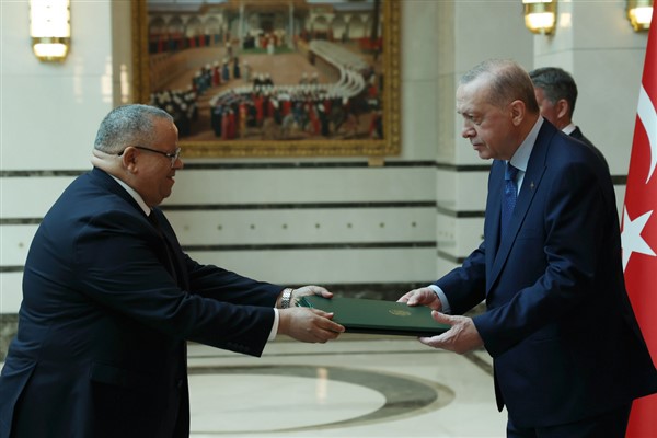 Cumhurbaşkanı Erdoğan, Cezayir Büyükelçisi Guennad’ı kabul etti