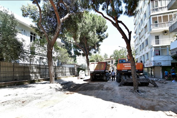 Bornova Belediyesi, 159 Sokak’ta kalıcı düzenlemeler için çalışmalara başladı