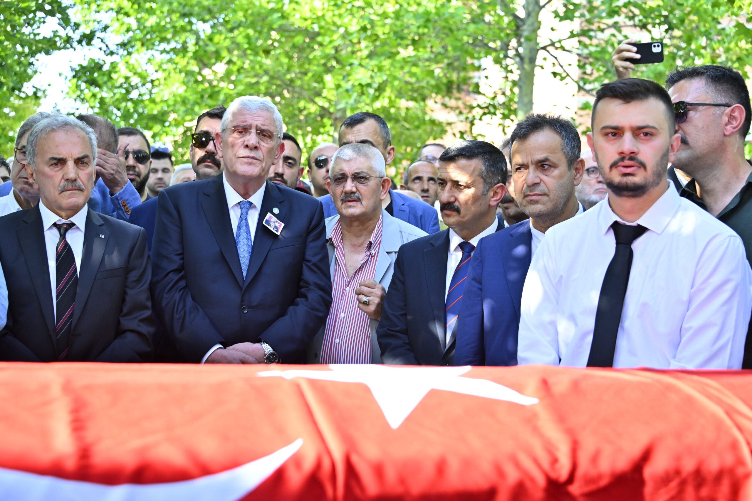 Dervişoğlu, Ulvi Batu için düzenlenen cenaze törenine katıldı