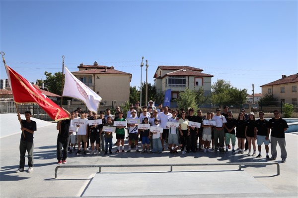 ANALİG Kaykay Türkiye Birinciliği Müsabakaları başladı