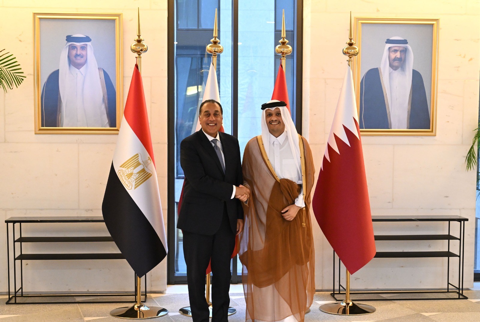 Al Sani, Mısır Arap Cumhuriyeti Başbakanı Madbuli ile görüştü