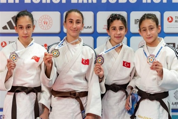 Erzurumlu judocu Elifsu Esenboğa’dan Avrupa şampiyonluğu